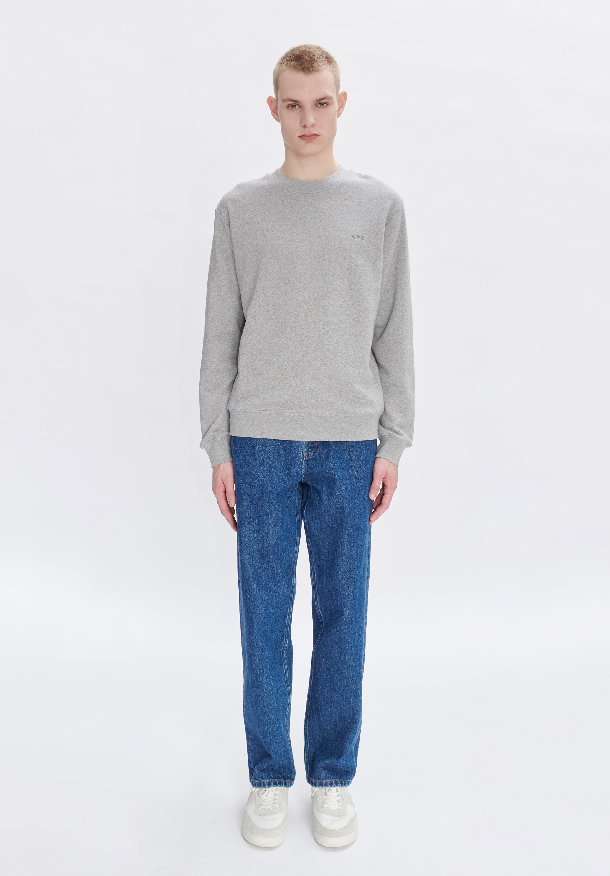 Standard APC Brodé sweatshirt - 1