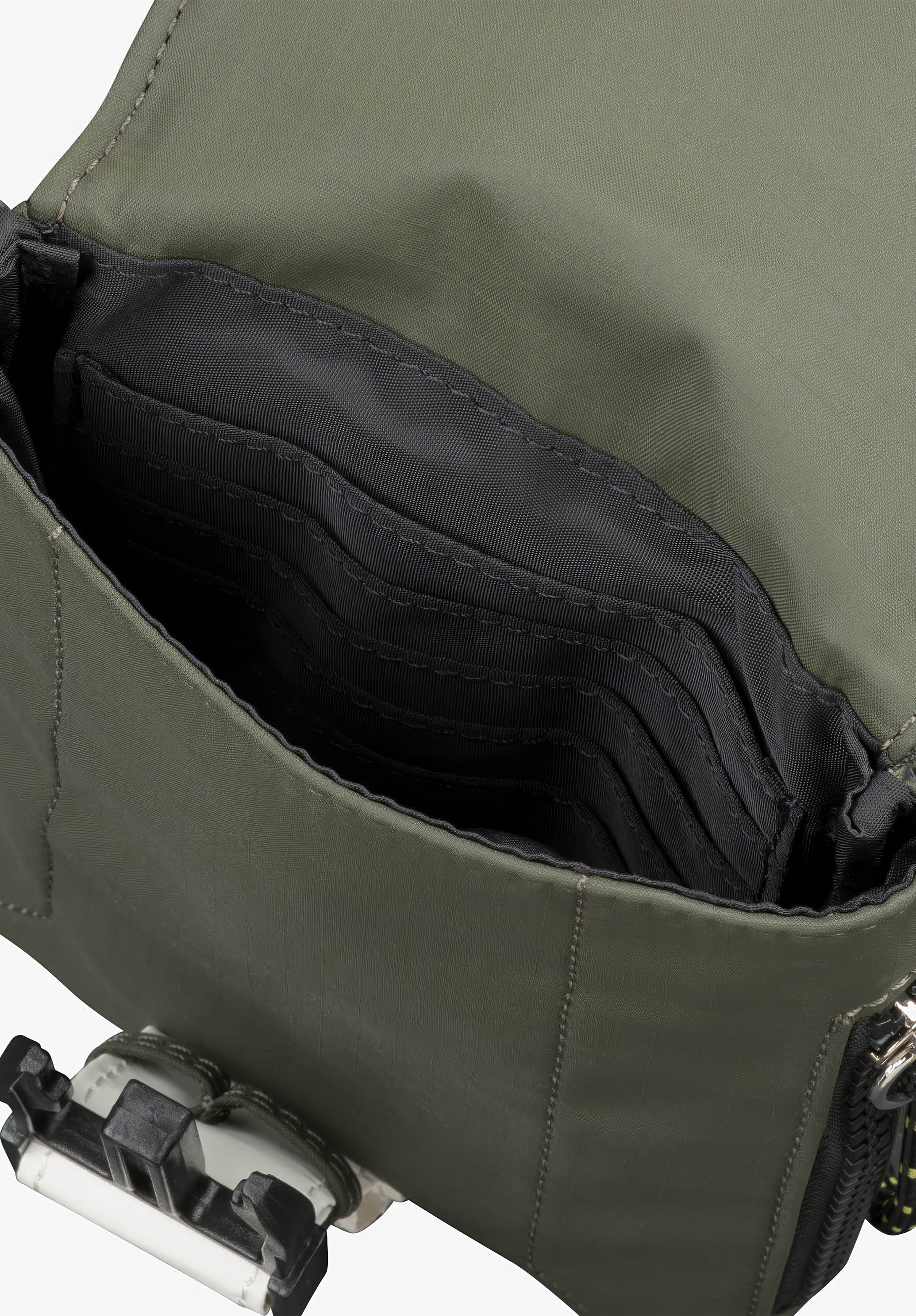 Trek crossbody pouch - 5