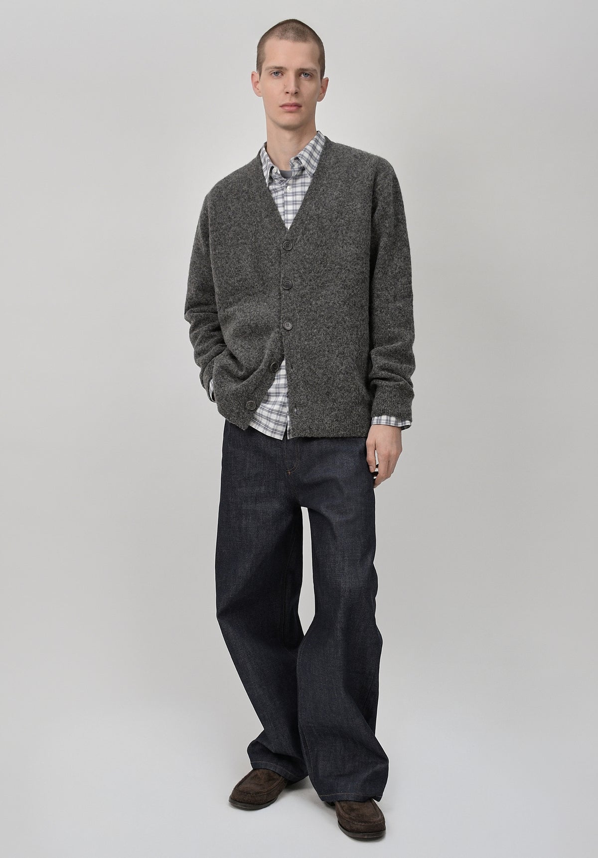 Cardigan gris anthracite en laine alpaga