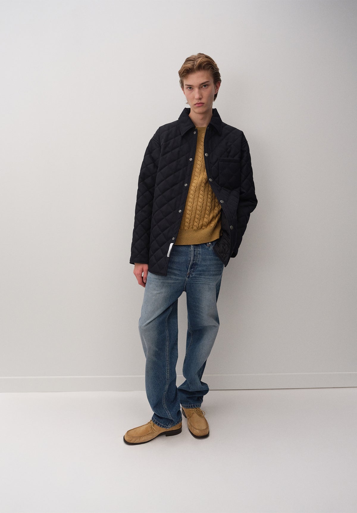 Gesteppte marineblaue Wolljacke