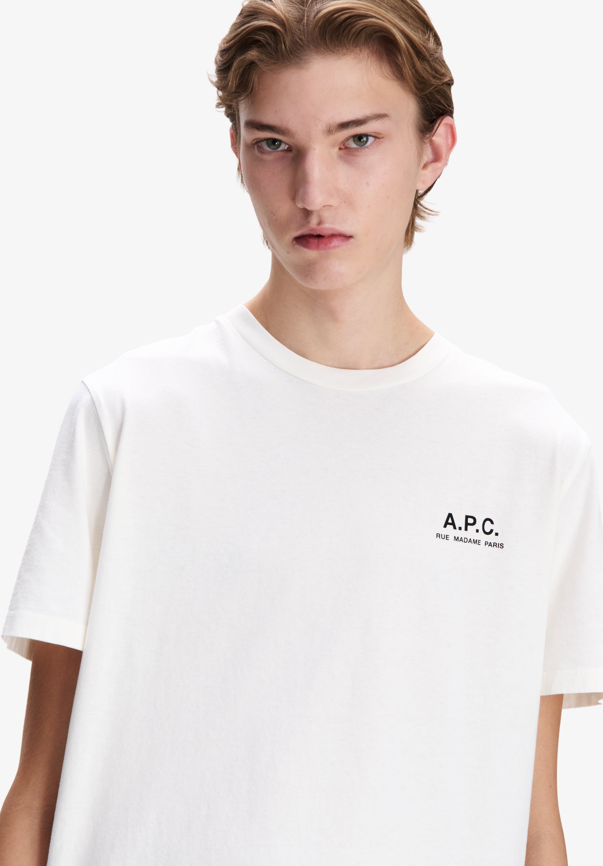 c*l様 A.P.C.別注T-SHIRT RUE MADAME PARIS 【ロ Off-white t-shirt with A.P.C. Rue Madame logo | A.P.C.