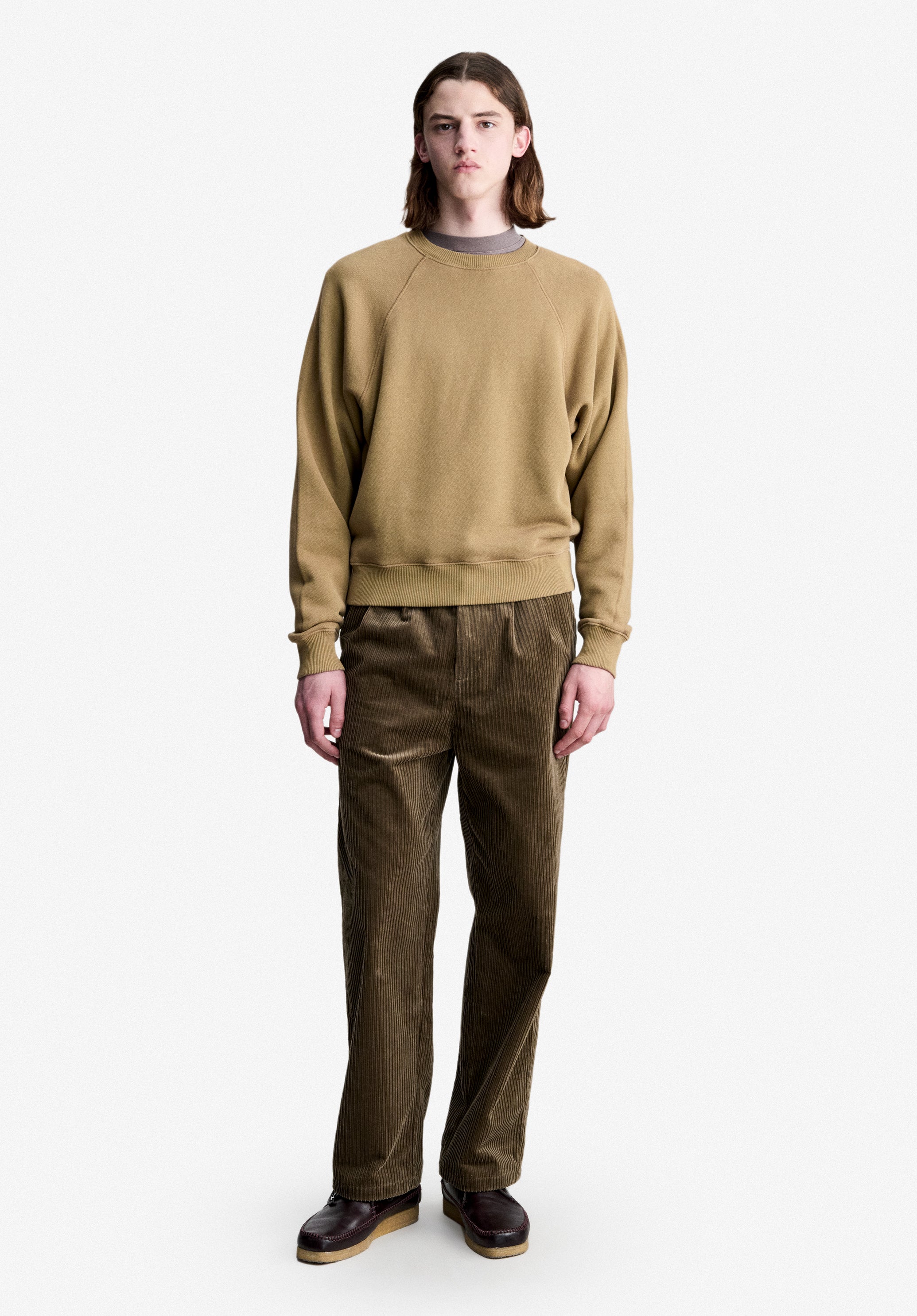 Taupe sweatshirt with raglan sleeves - 1
