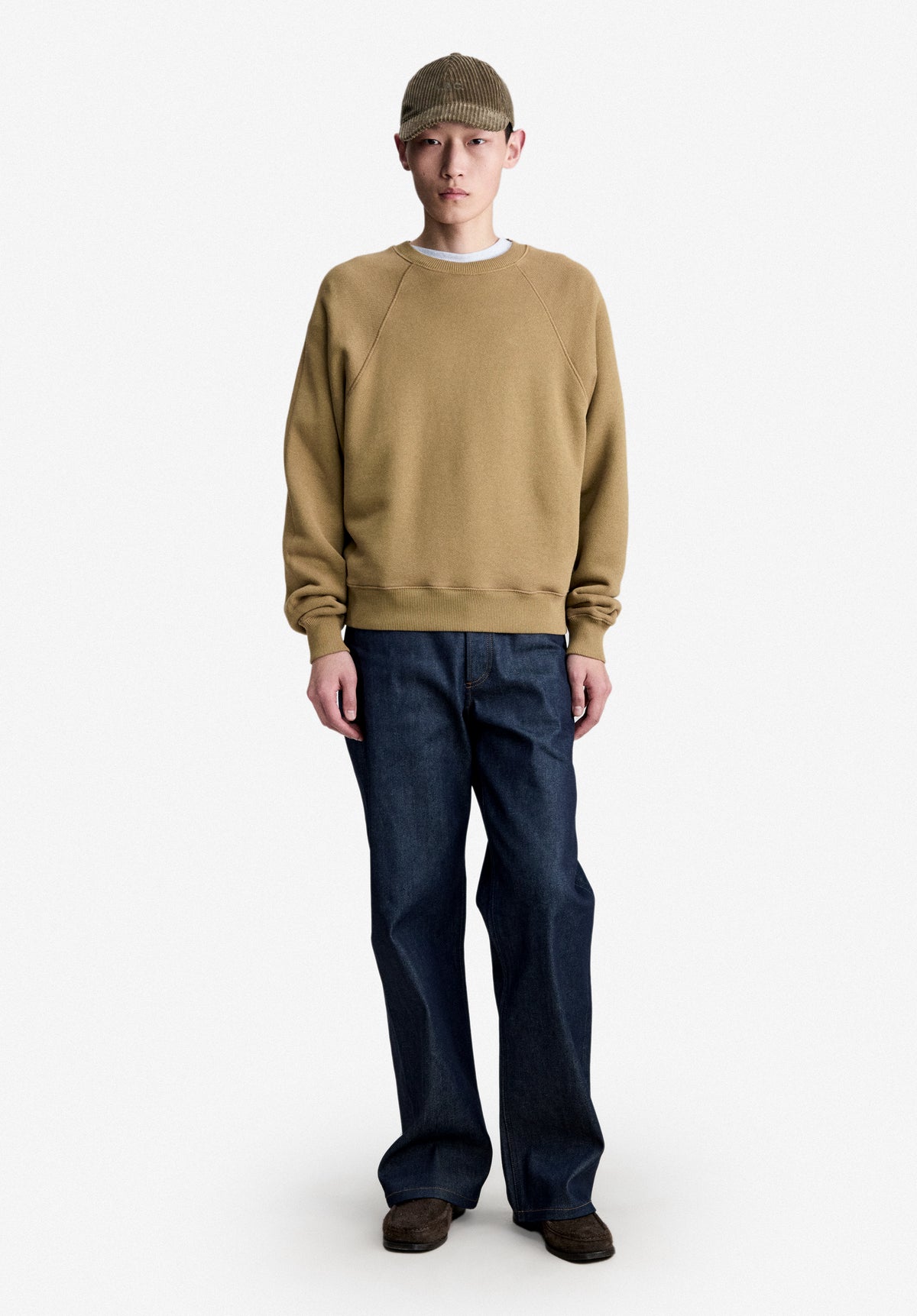 Taupefarbenes Sweatshirt mit Raglanärmeln