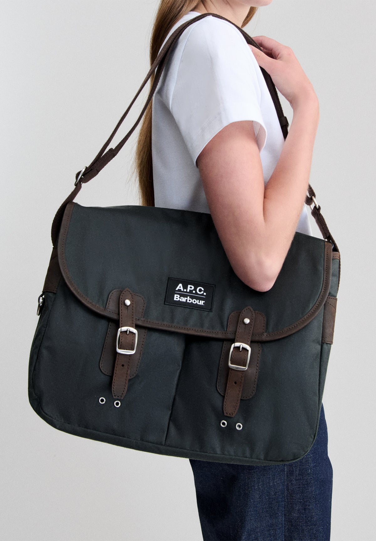 Umhängetasche aus gewachster Baumwolle A.P.C X Barbour