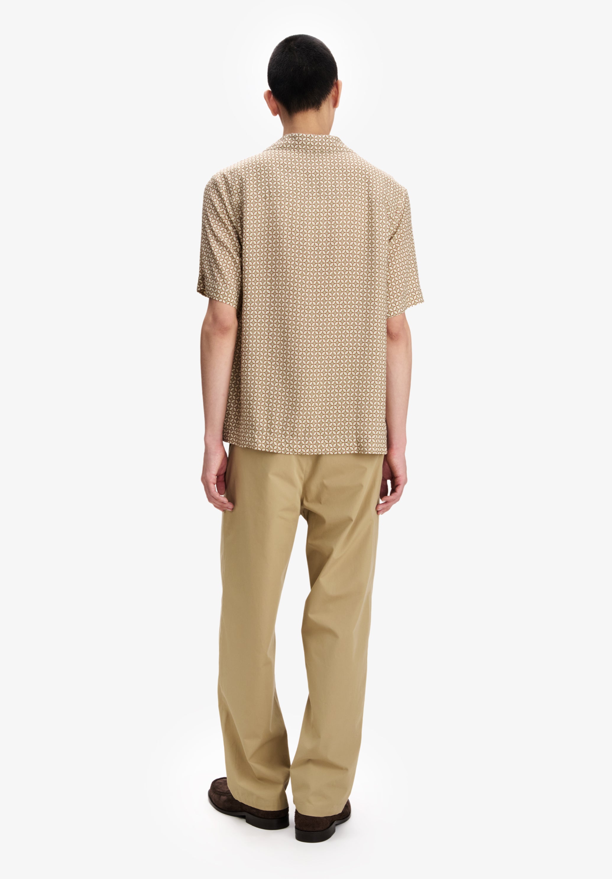 Patterned ecru short-sleeved shirt - 2