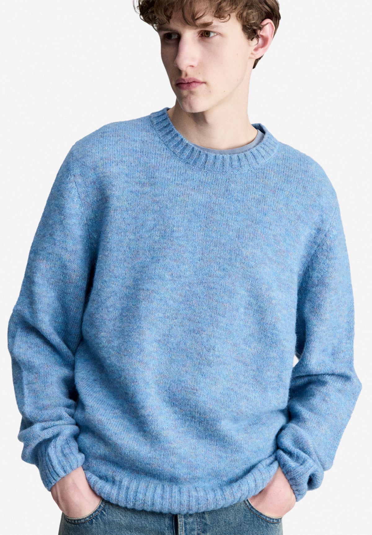 Loose-fit heather light blue and brick red sweater - 3