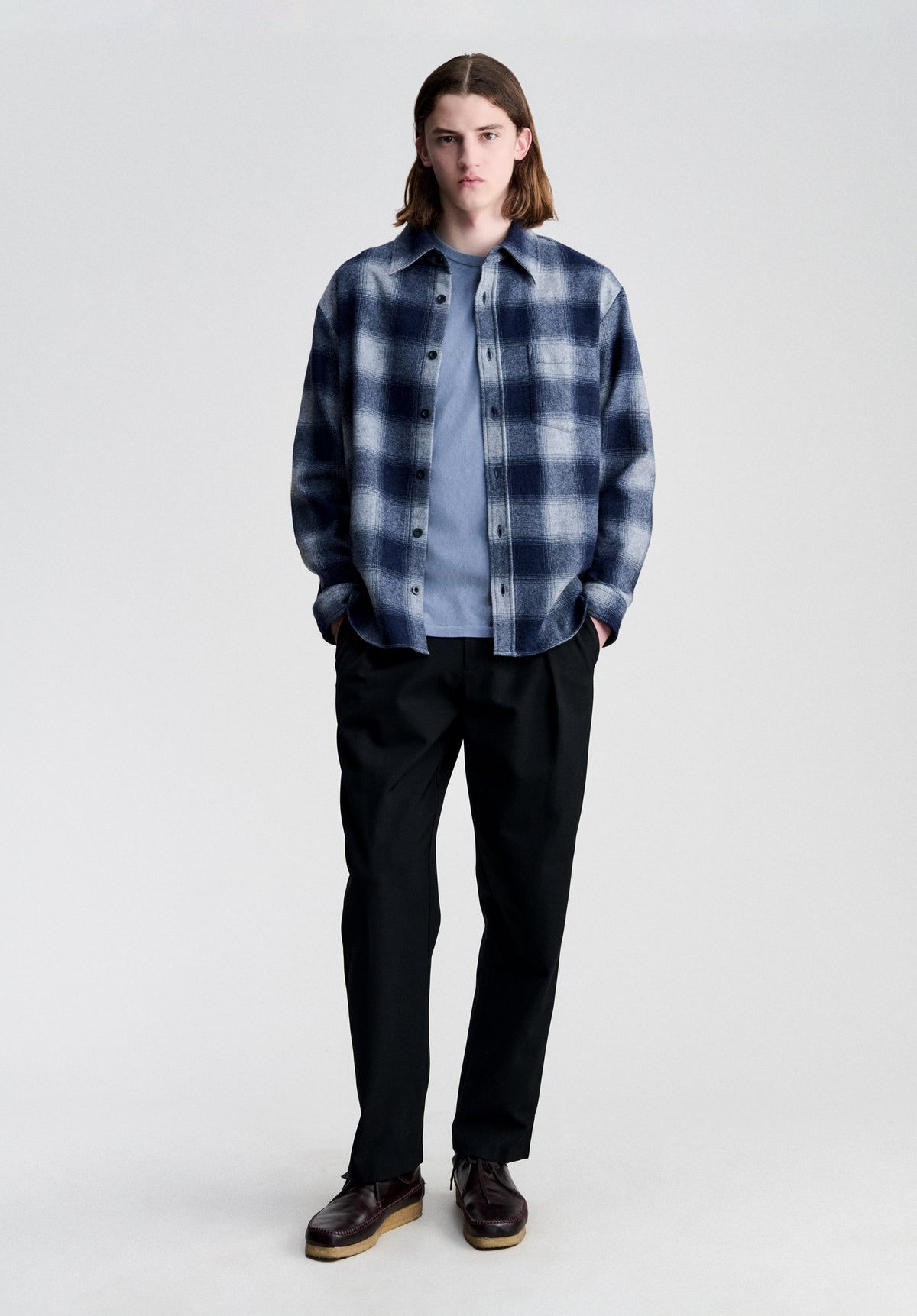 Hellgraues kariertes Overshirt