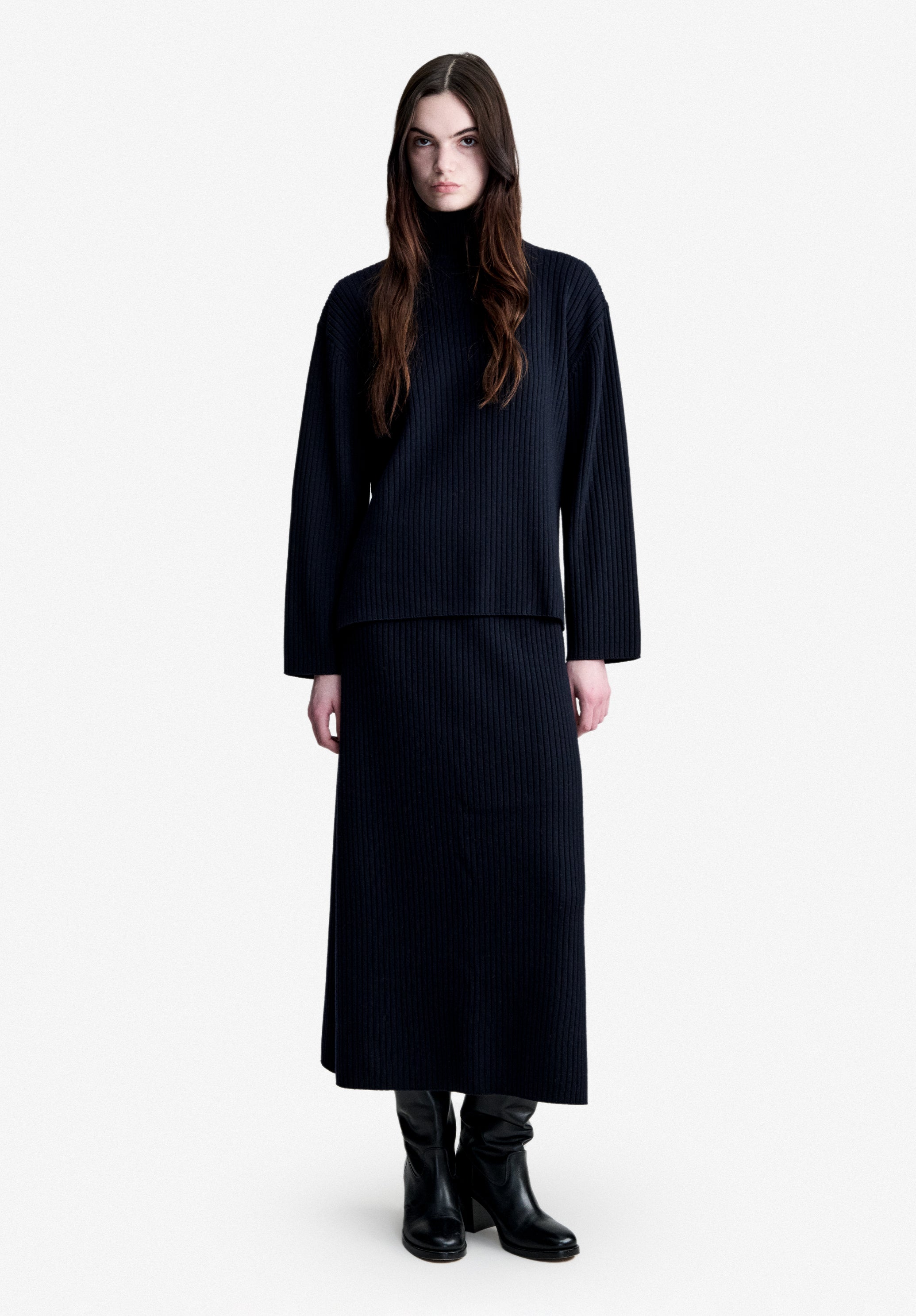 Long navy blue merino wool skirt - 1