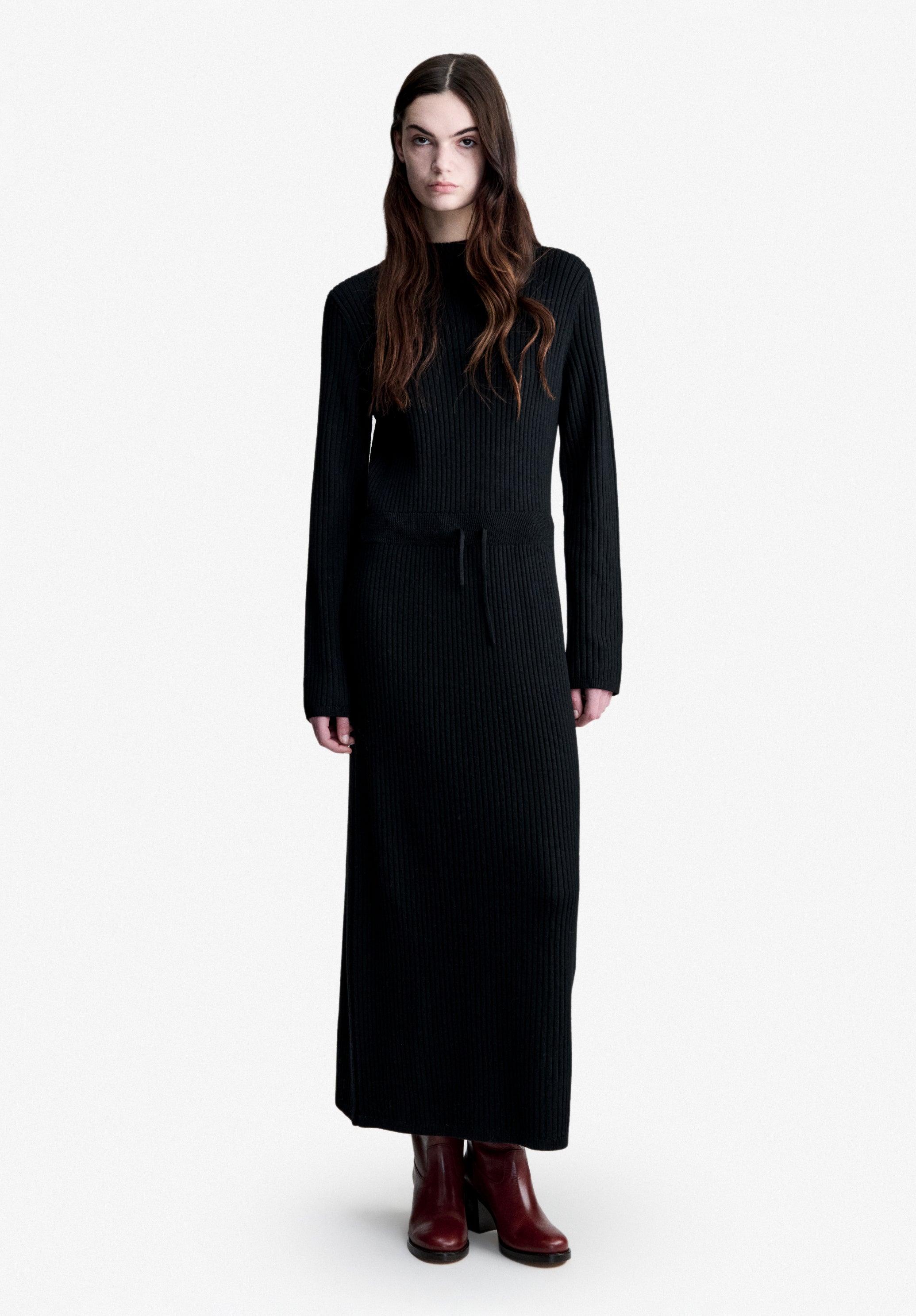 Long black wool dress - 1