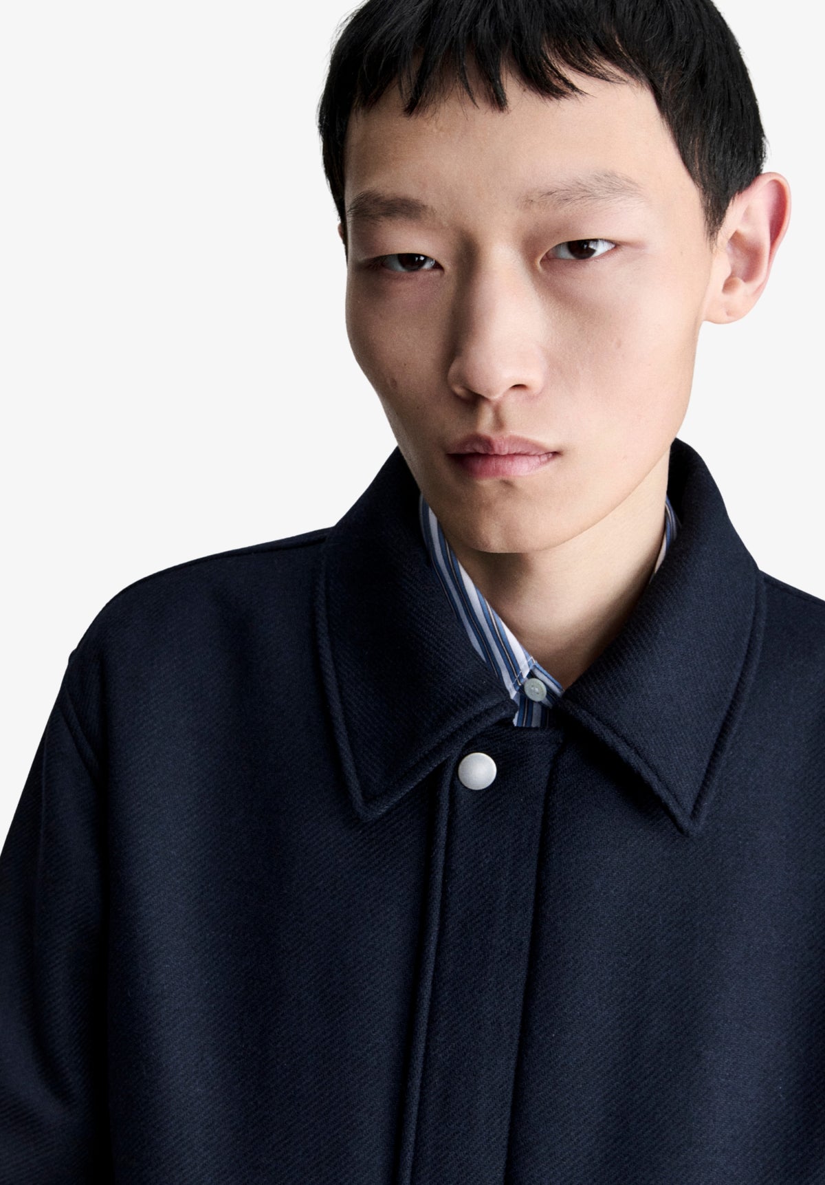 Marineblaue Wolljacke